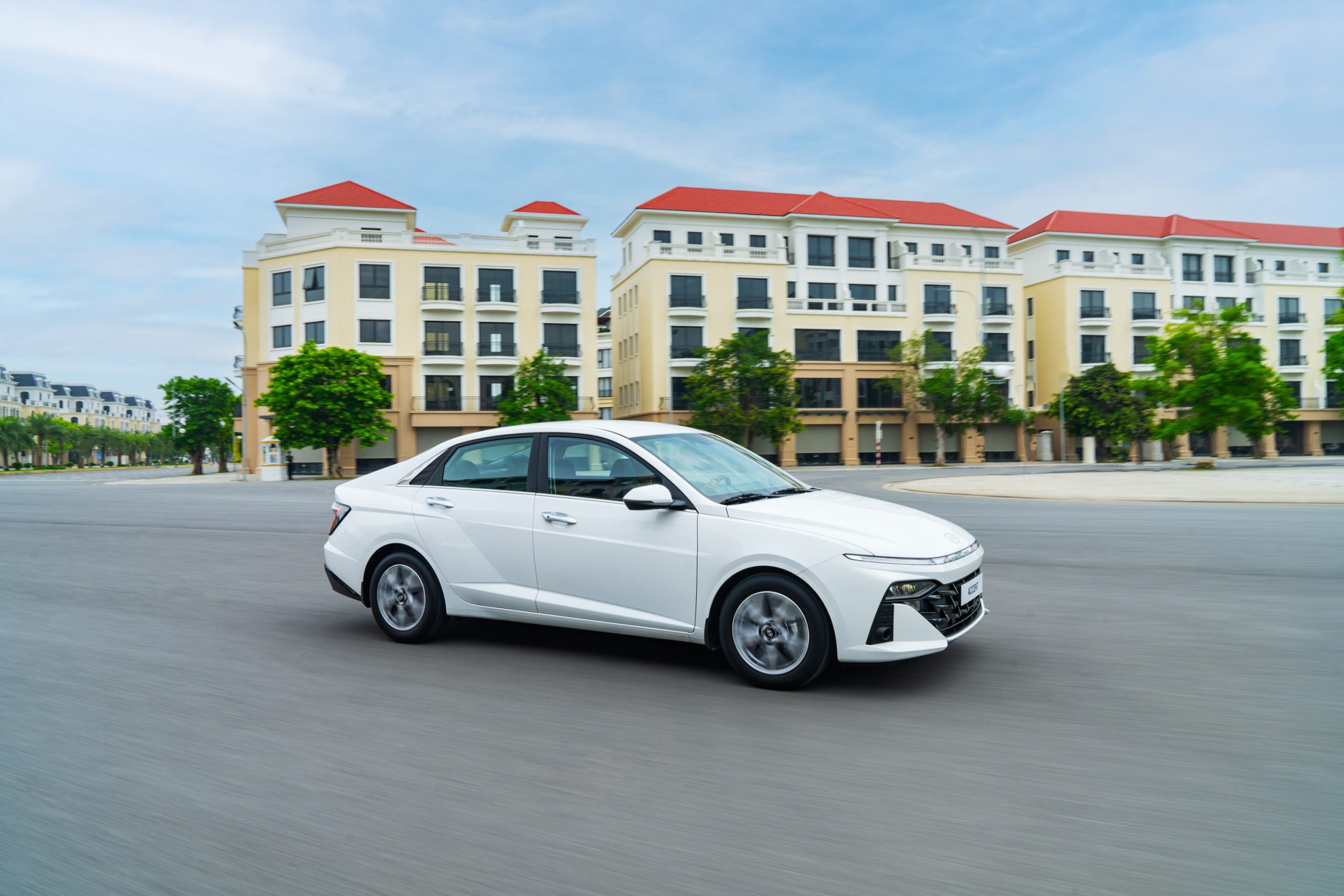 Bảng Giá Lăn Bánh Xe Ô Tô Hyundai Accent 2025 3 Hyundai Accent 2025
